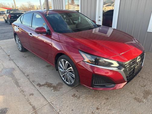 2023 Nissan Altima 2.5 SL