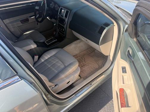 Satin Jade Pearl 2005 Chrysler 300C Base