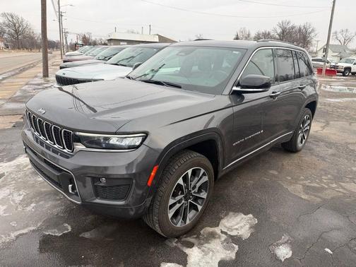 2022 Jeep Grand Cherokee Overland