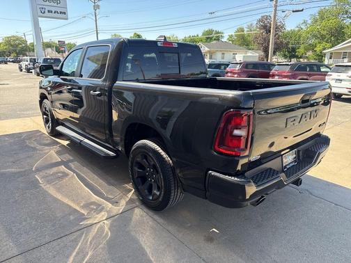Diamond Black 2026 RAM 1500 Express
