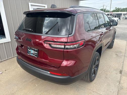 Velvet Red Pearlcoat 2026 Jeep Grand Cherokee L Limited