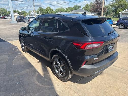 2025 Ford Escape ST-Line Select