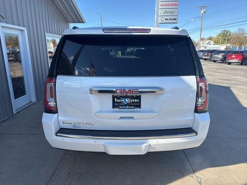 2017 GMC Yukon XL Denali