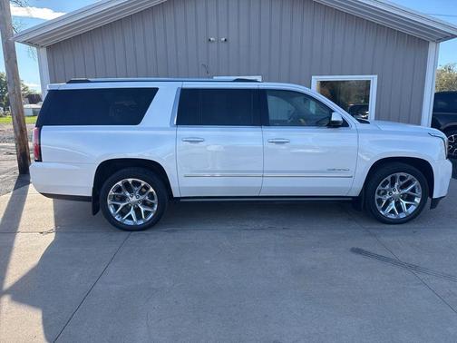 2017 GMC Yukon XL Denali
