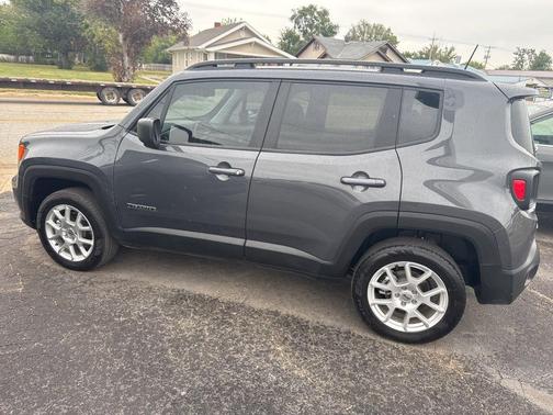 2023 Jeep Renegade Latitude
