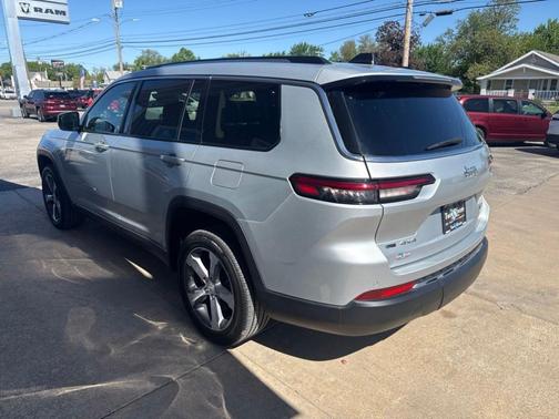 Silver Zynith 2023 Jeep Grand Cherokee L Limited