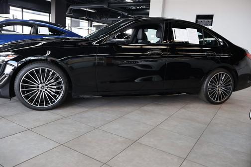 2025 Mercedes-Benz C-Class 