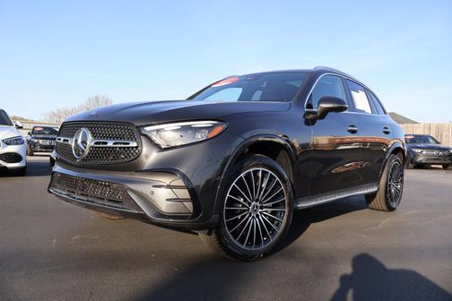 2025 Mercedes-Benz GLC 300 