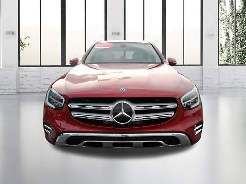 2021 Mercedes-Benz GLC 300 