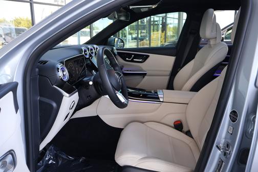 2023 Mercedes-Benz GLC 300 Base