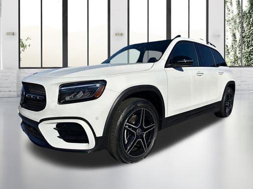 2025 Mercedes-Benz GLB 250 