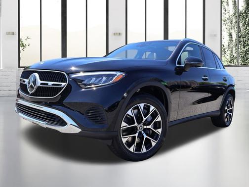 Black 2025 Mercedes-Benz GLC 350e