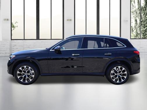 Black 2025 Mercedes-Benz GLC 350e