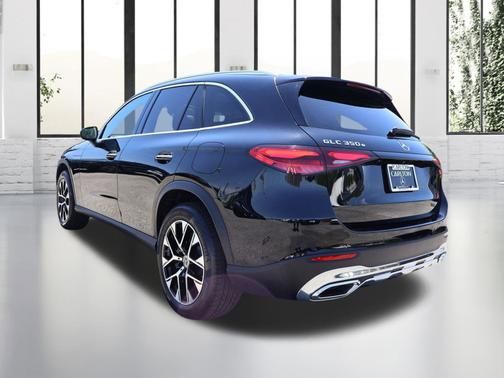 Black 2025 Mercedes-Benz GLC 350e