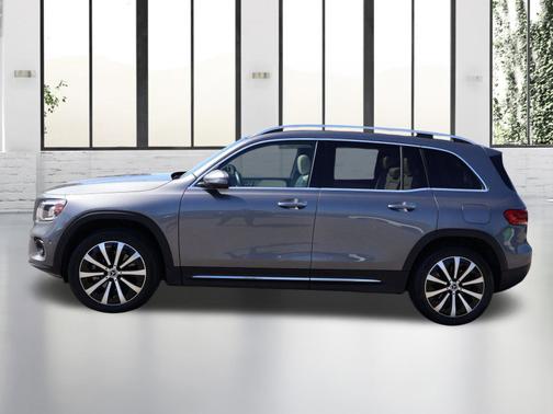 Mountain Grey 2022 Mercedes-Benz GLB 250 Base