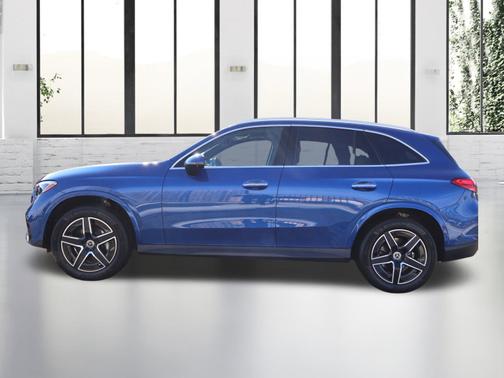 2025 Mercedes-Benz GLC 300 Base