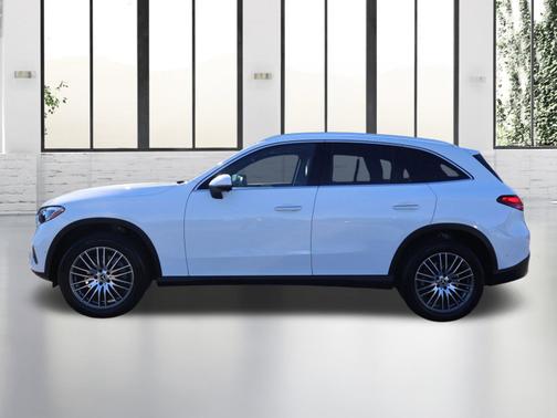 2025 Mercedes-Benz GLC 300 