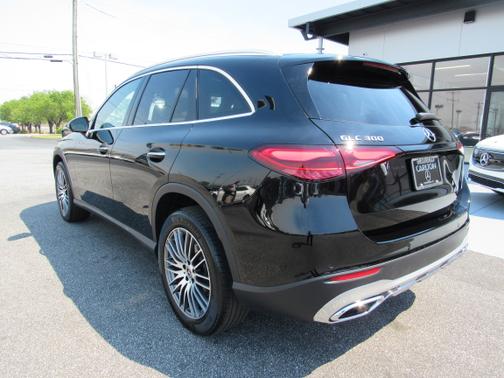 2024 Mercedes-Benz GLC 300 4MATIC