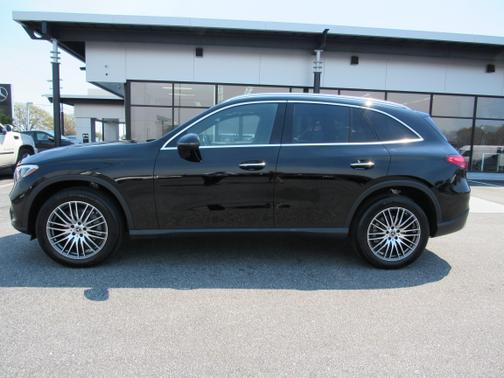 2024 Mercedes-Benz GLC 300 4MATIC