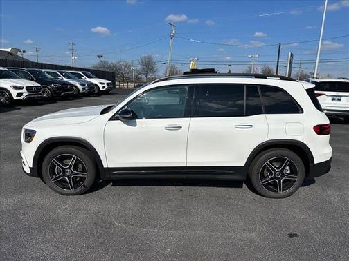 2024 Mercedes-Benz GLB 250