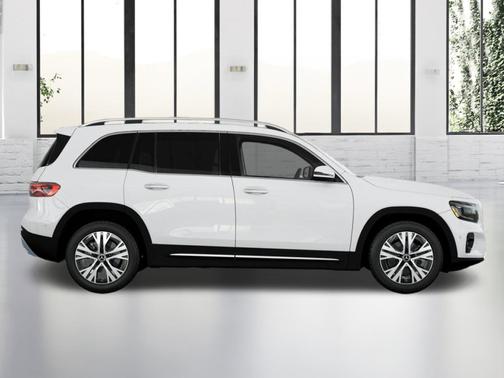 2025 Mercedes-Benz GLB 250 