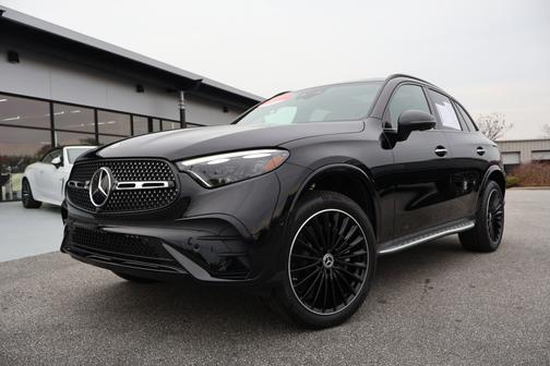 2025 Mercedes-Benz GLC 300 