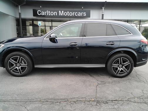 2024 Mercedes-Benz GLC 300
