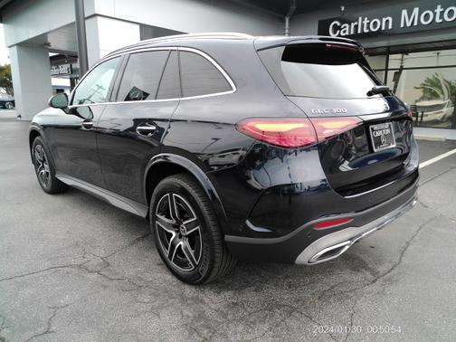2024 Mercedes-Benz GLC 300