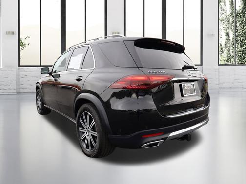 Obsidian Black Metallic 2026 Mercedes-Benz GLE 350 4MATIC