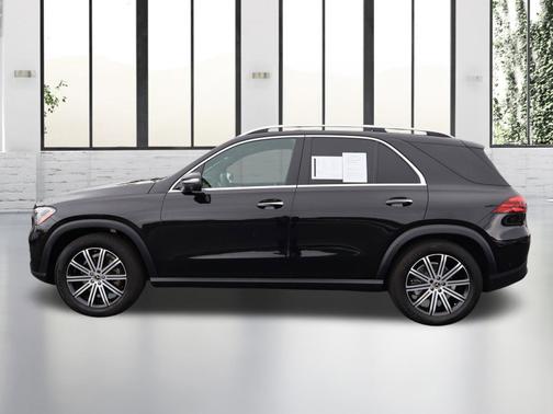 Obsidian Black Metallic 2026 Mercedes-Benz GLE 350 4MATIC