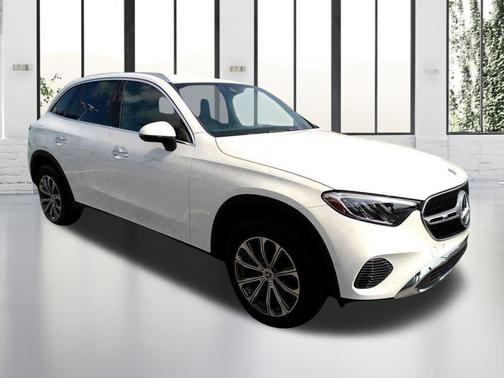 2025 Mercedes-Benz GLC 300 