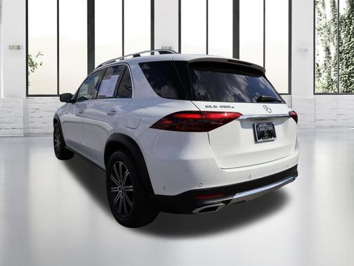 Polar White 2025 Mercedes-Benz GLE 450e