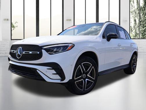 2025 Mercedes-Benz GLC 300 4MATIC