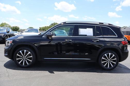 Night Black 2021 Mercedes-Benz GLB 250