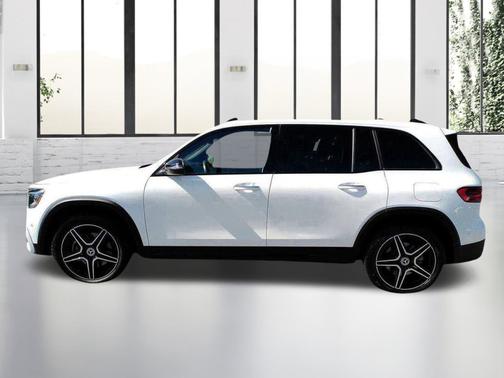 2024 Mercedes-Benz GLB 250 