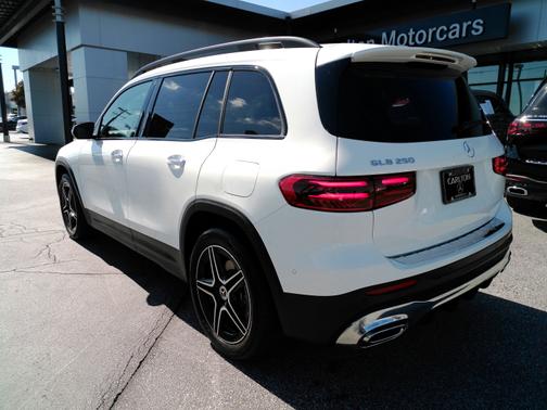 2024 Mercedes-Benz GLB 250 4MATIC