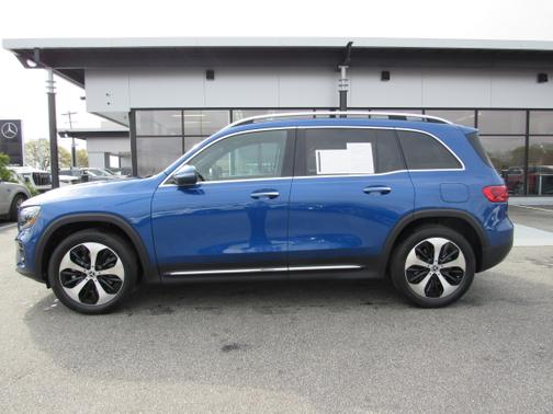 2024 Mercedes-Benz GLB 250