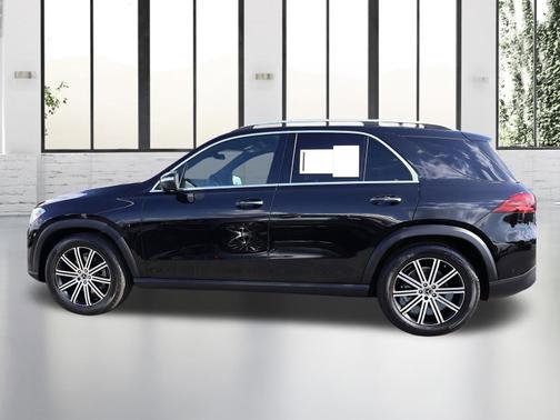 Obsidian Black Metallic 2026 Mercedes-Benz GLE 350