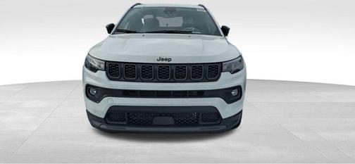 Bright White Clearcoat 2026 Jeep Compass Latitude