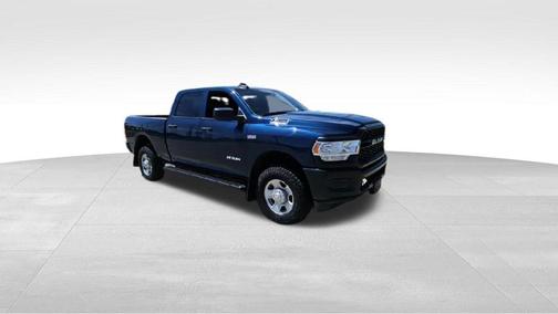 2021 RAM 2500 Tradesman Crew Cab 4x4 6'4' Box