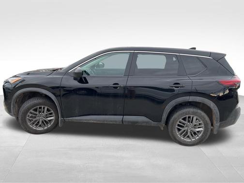 Super Black 2023 Nissan Rogue S