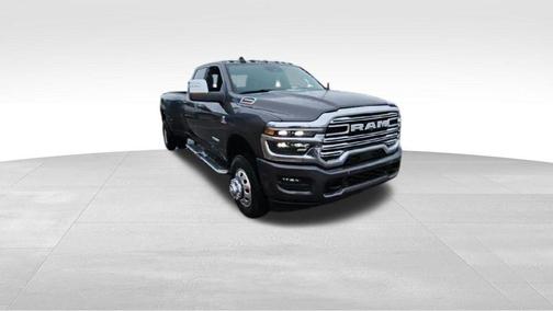 2026 RAM 3500 Laramie Crew Cab 4x4 8' Box