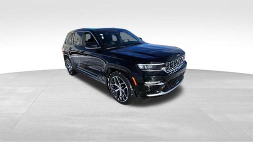 2023 Jeep Grand Cherokee Summit