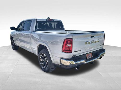 Bright White Clearcoat 2026 RAM 1500 Laramie