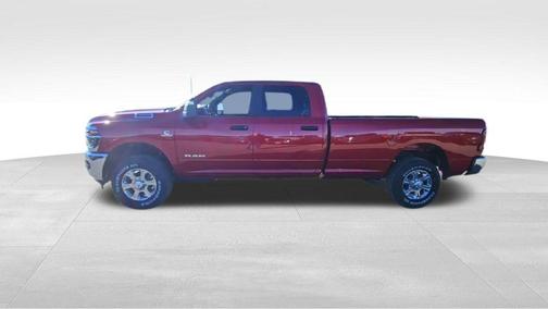 2026 RAM 3500 Big Horn Crew Cab 4x4 8' Box