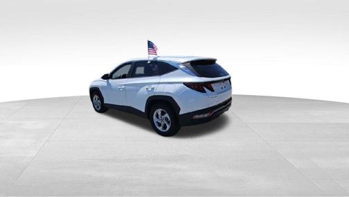 2022 Hyundai TUCSON SE
