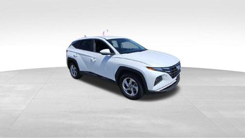 2022 Hyundai TUCSON SE