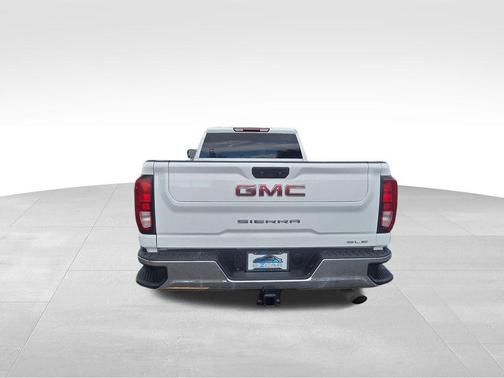 Summit White 2022 GMC Sierra 2500 SLE