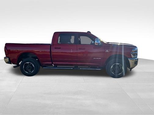 2026 RAM 3500 Laramie Crew Cab 4x4 6'4' Box