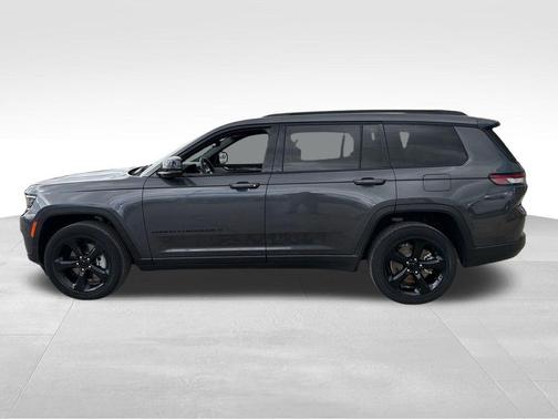 Baltic Gray Metallic Clearcoat 2021 Jeep Grand Cherokee L Altitude